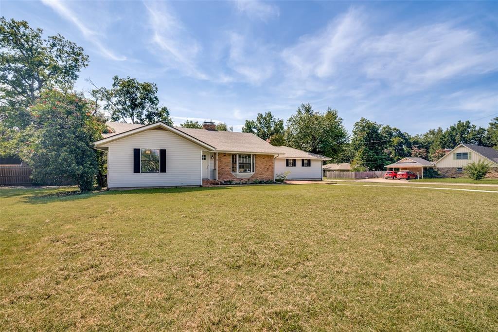 5405 Kayway Drive — photo
