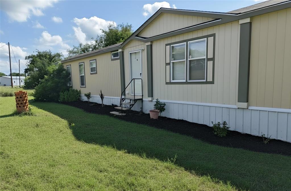 237 High Bluff Drive — photo
