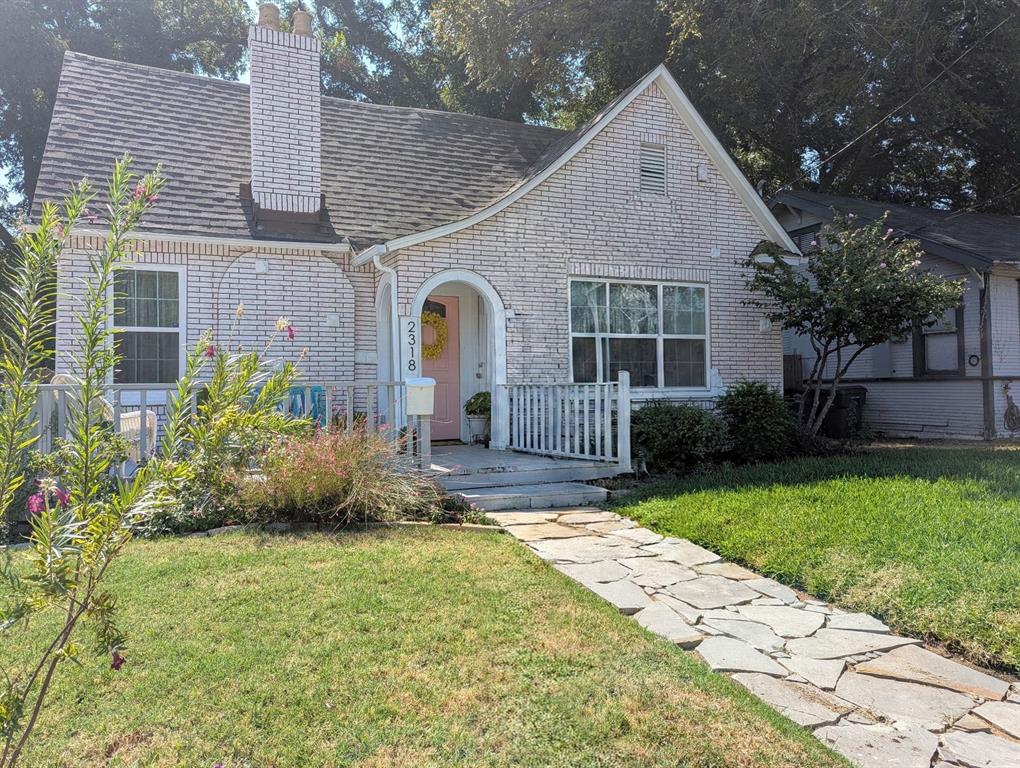 2318 Poplar Street — photo