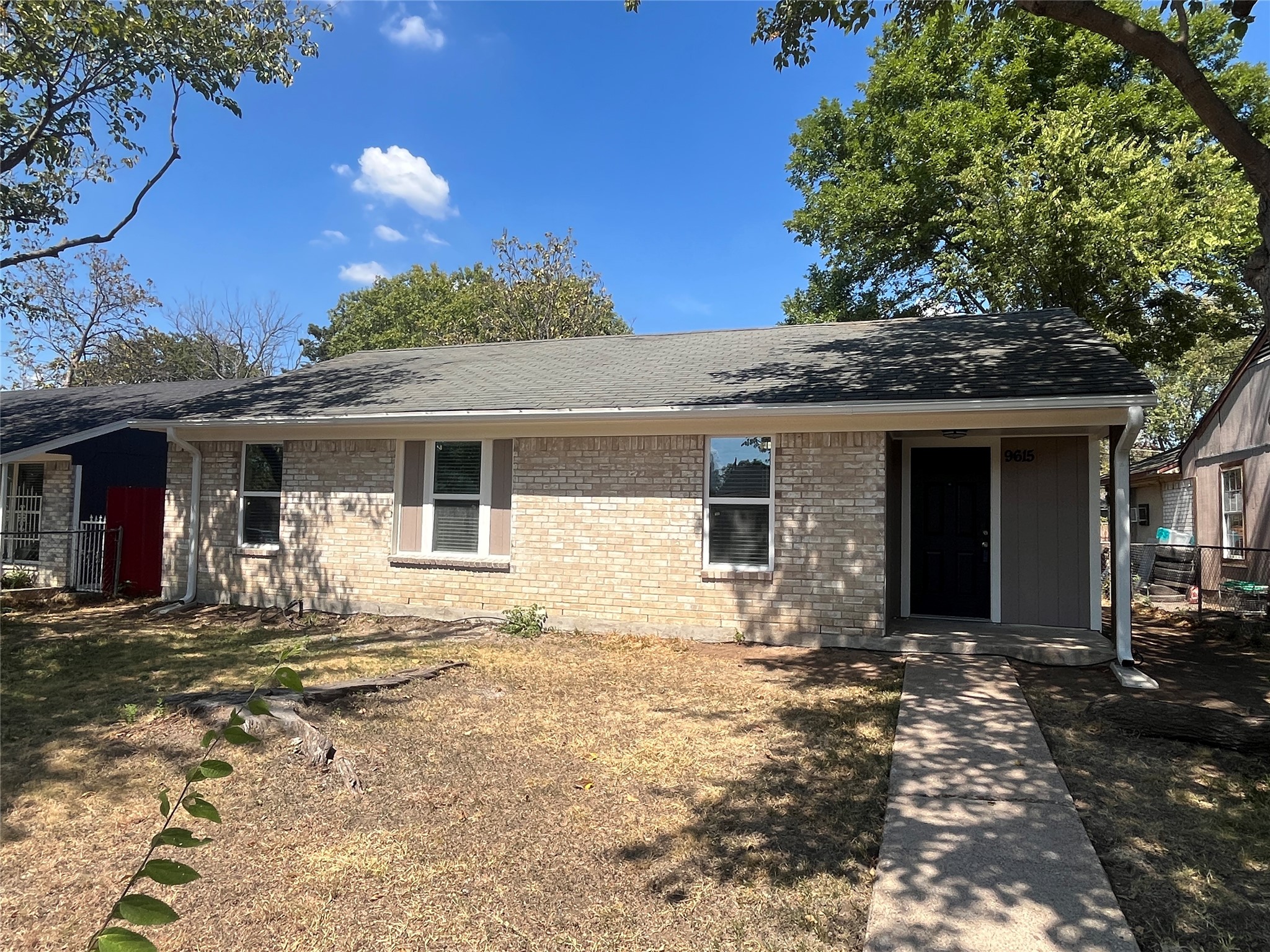 9615 Oak Gate Lane — photo