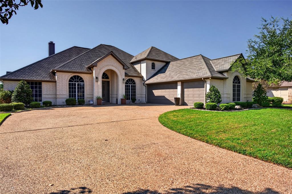2612 Waters Edge Drive — photo