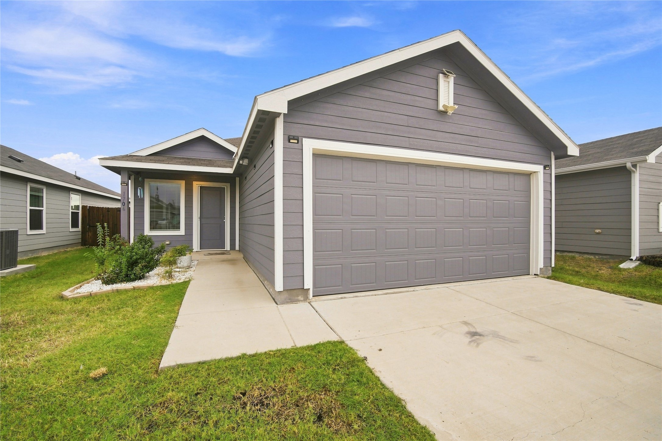 1706 Horizons Hill — photo