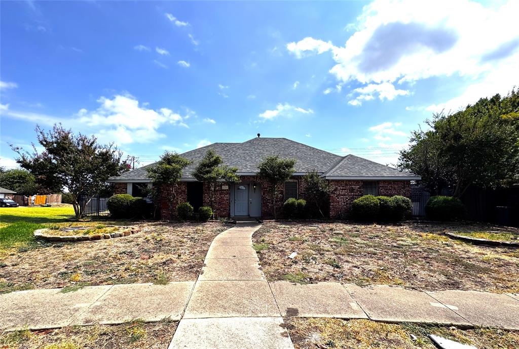 4204 Marshall Court — photo