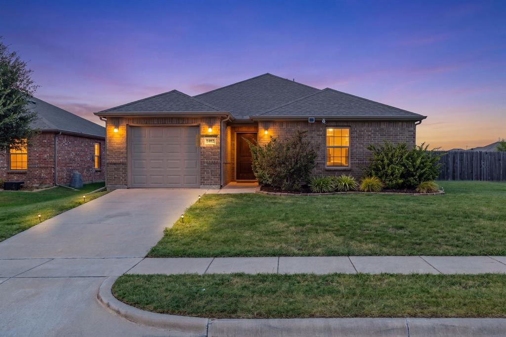 1402 Warringwood Drive — photo