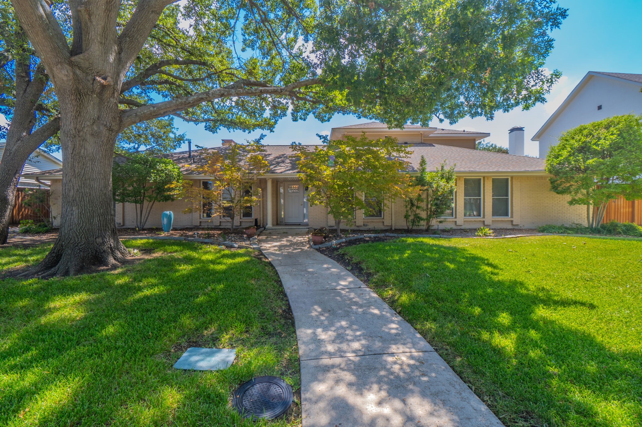 7616 Woodstone Lane — photo