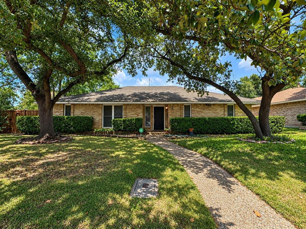 3917 High Summit Drive — photo