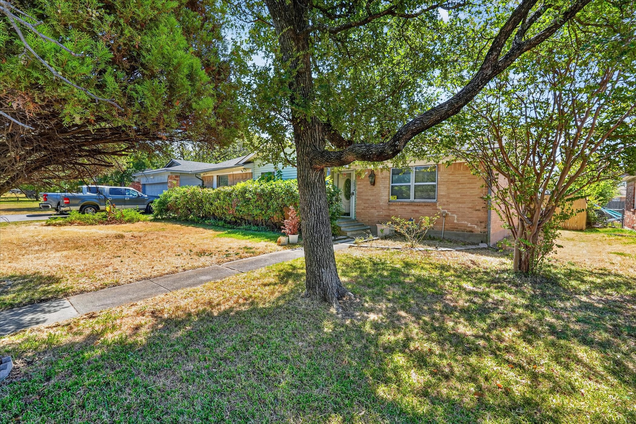 10014 Mesita Drive — photo