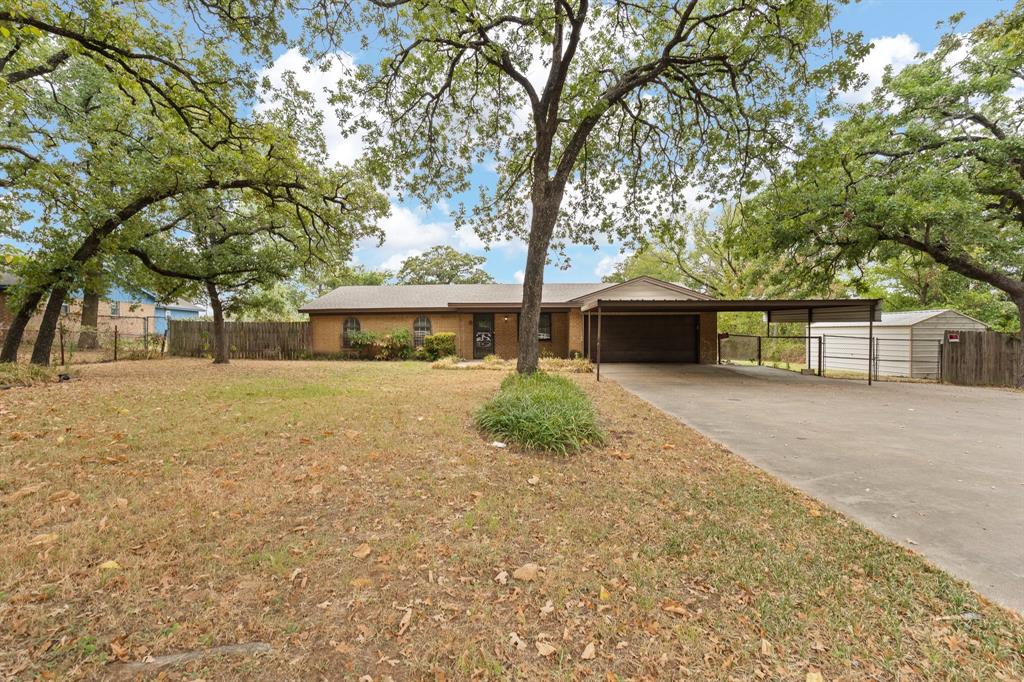 3016 E Renfro Street — photo