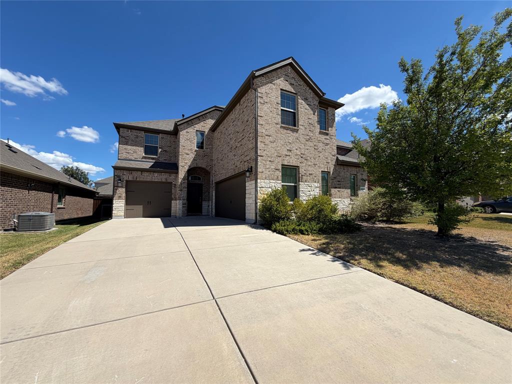 2929 Log Cabin Drive — photo