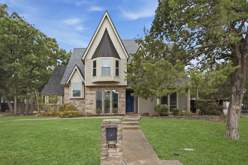4705 Villa Vera Drive — photo