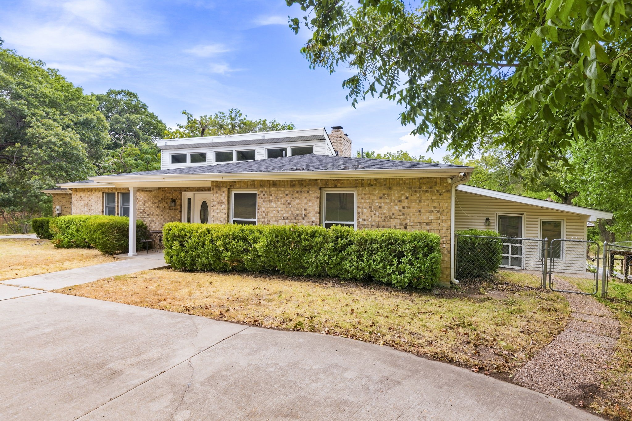 6049 W Red Bird Lane — photo
