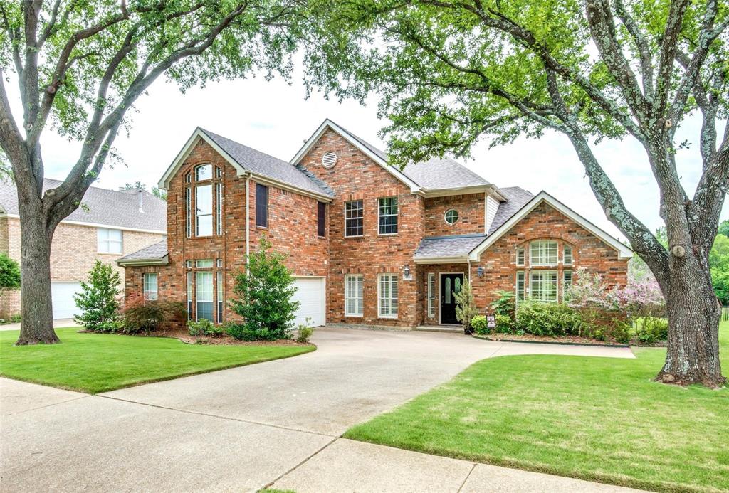 656 Water Oak Drive — photo