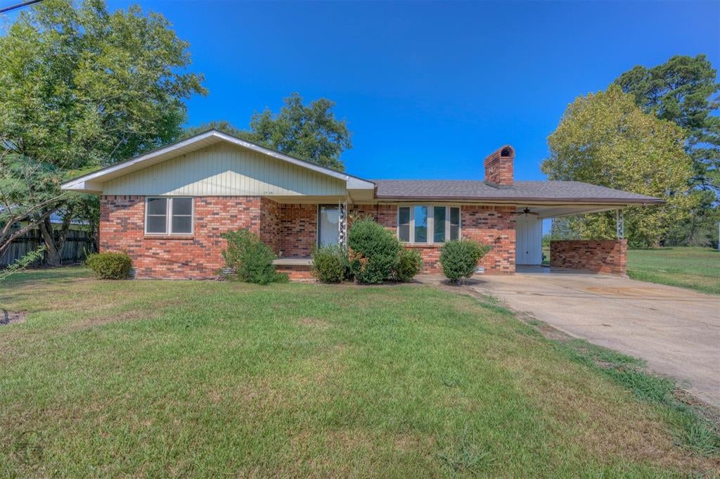 1212 Henrietta White Boulevard — photo