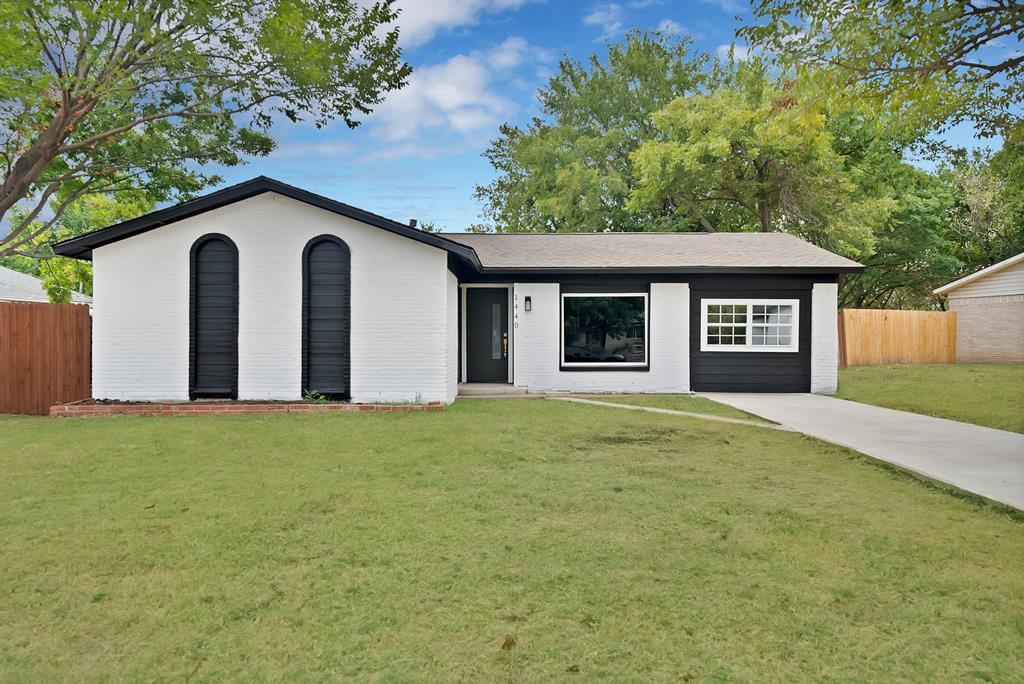 1440 Francis Lane — photo