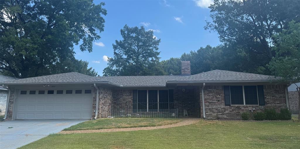 2529 Lakeway Drive — photo