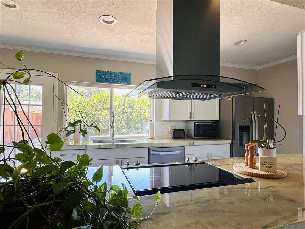 1533 W Spring Creek Parkway — photo