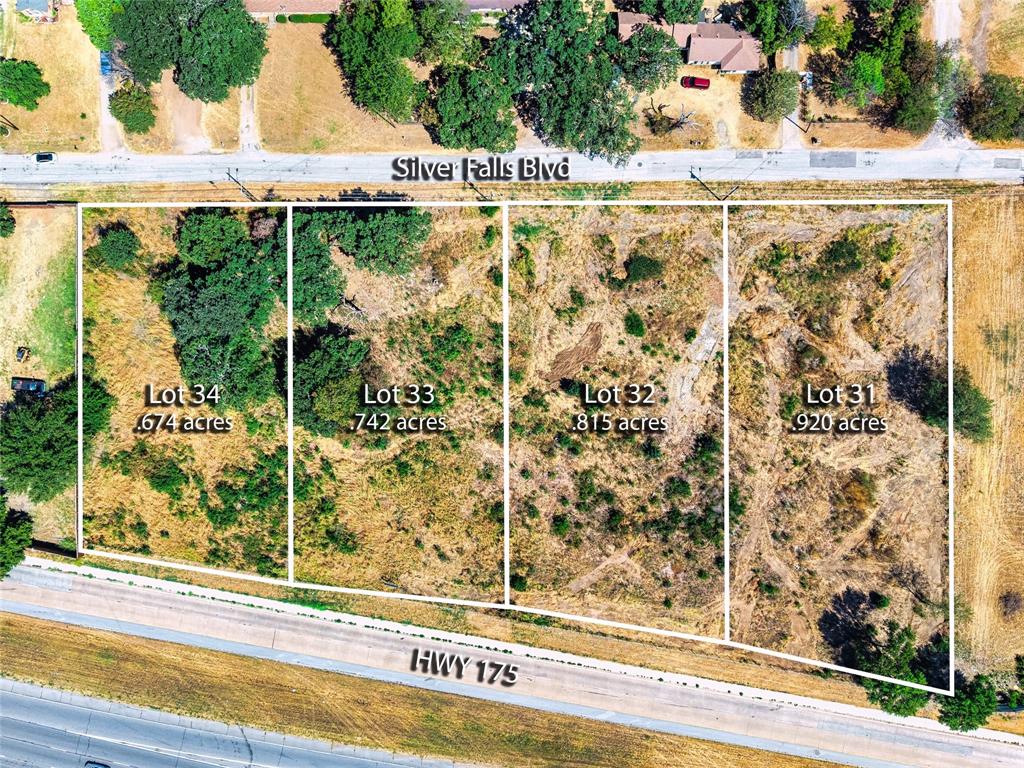 999 Silver Falls Boulevard — photo