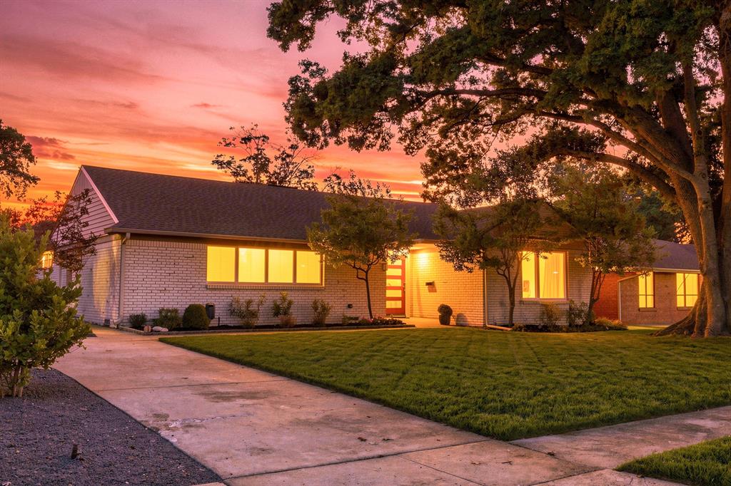 6211 Town Hill Lane — photo