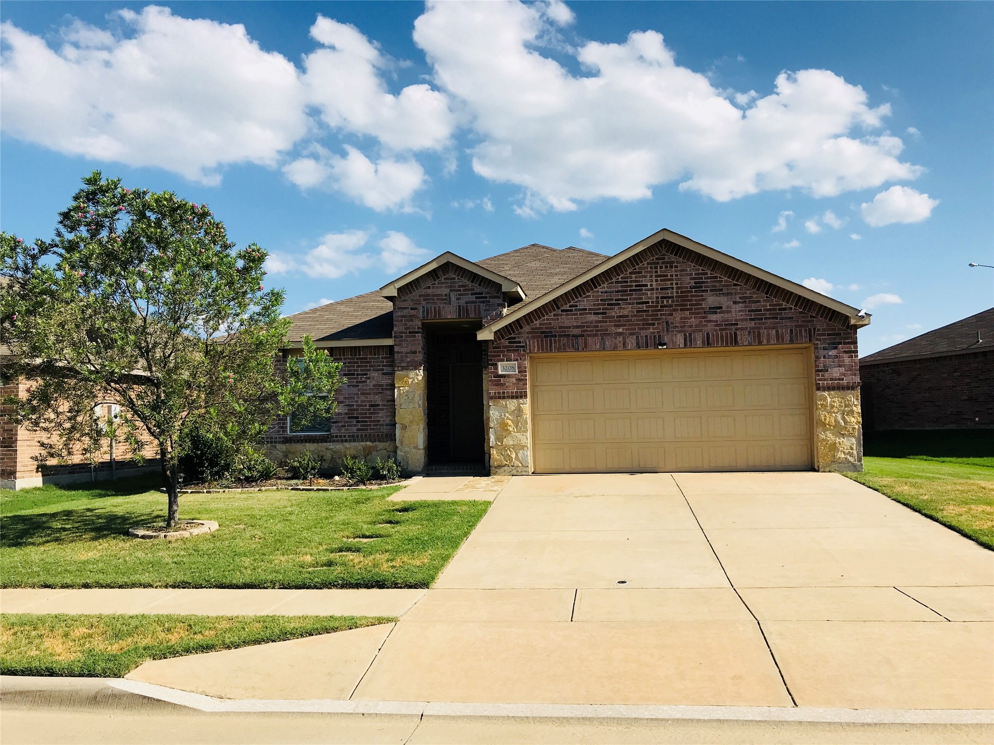 3208 Sadie Trail — photo