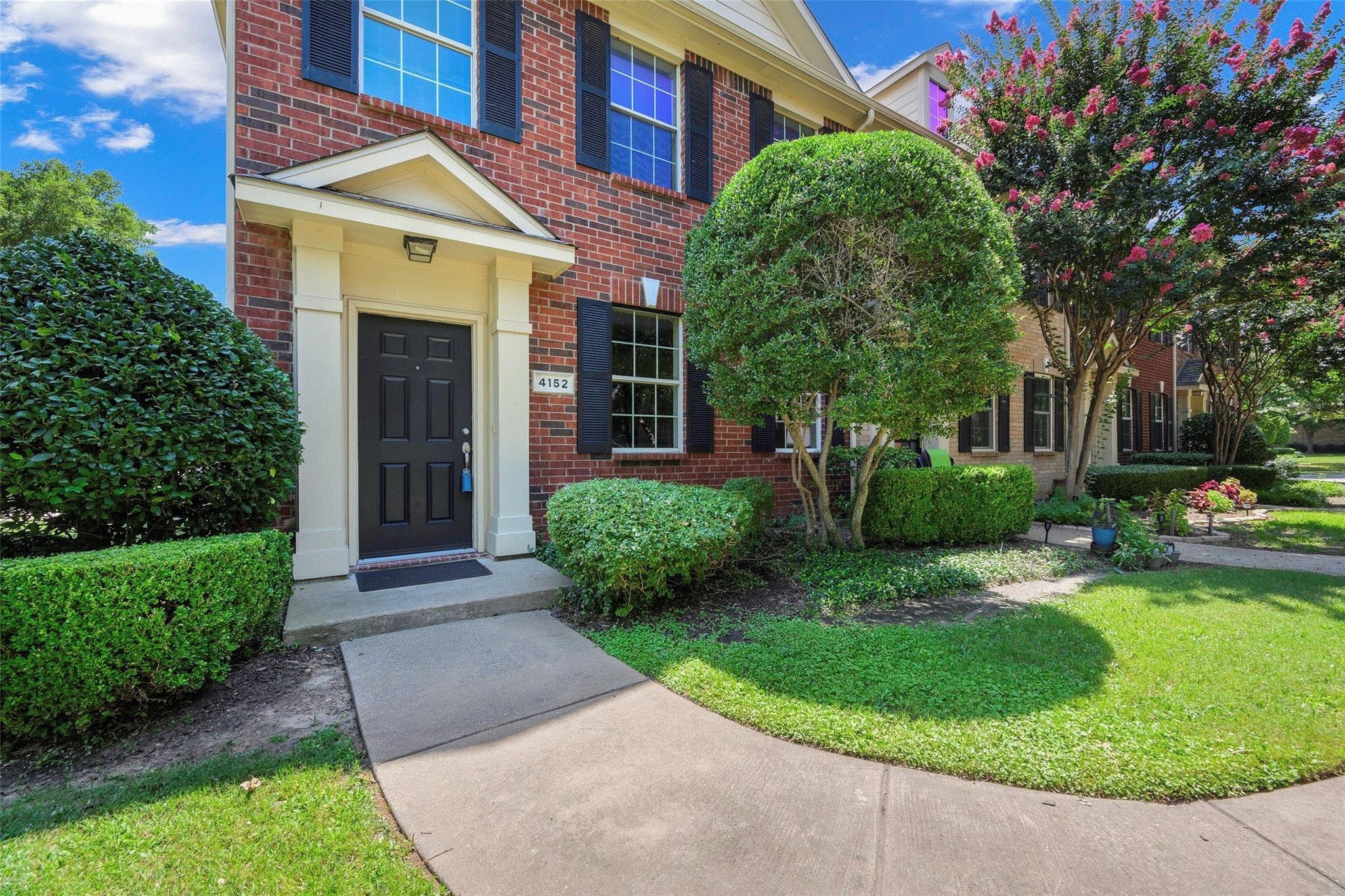 4152 Kyndra Circle — photo
