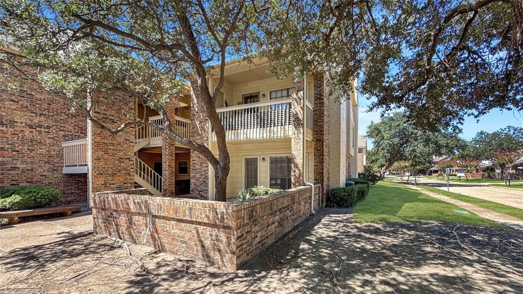 3110 Devonshire Drive 115 — photo
