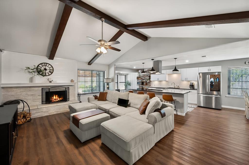 7621 Oak Ridge Drive — photo