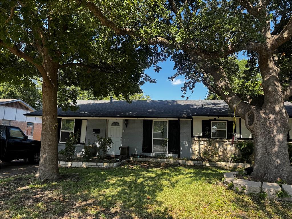 110 N Bowser Road — photo