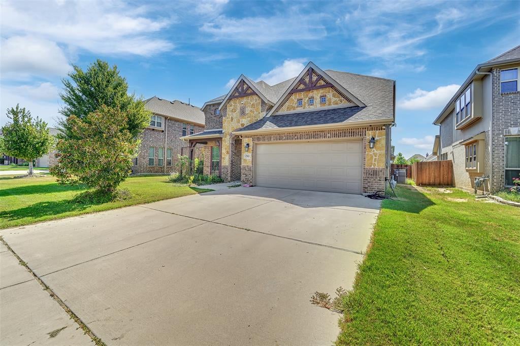 2743 Chimney Rock Road — photo