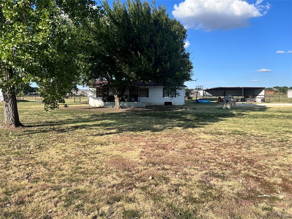 9133 FM 1807 — photo