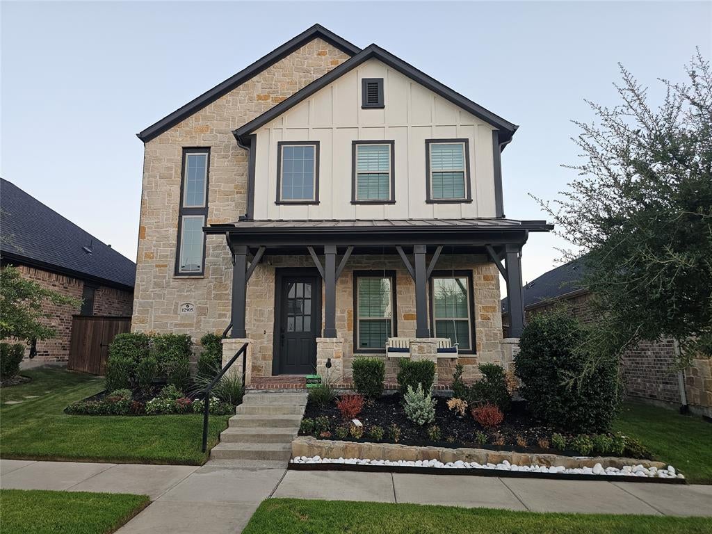 12905 Yale Court — photo