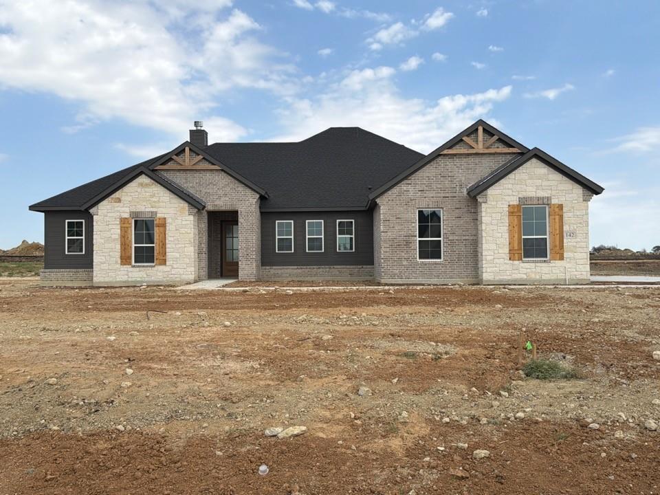 142 Pheasant Run Drive — photo