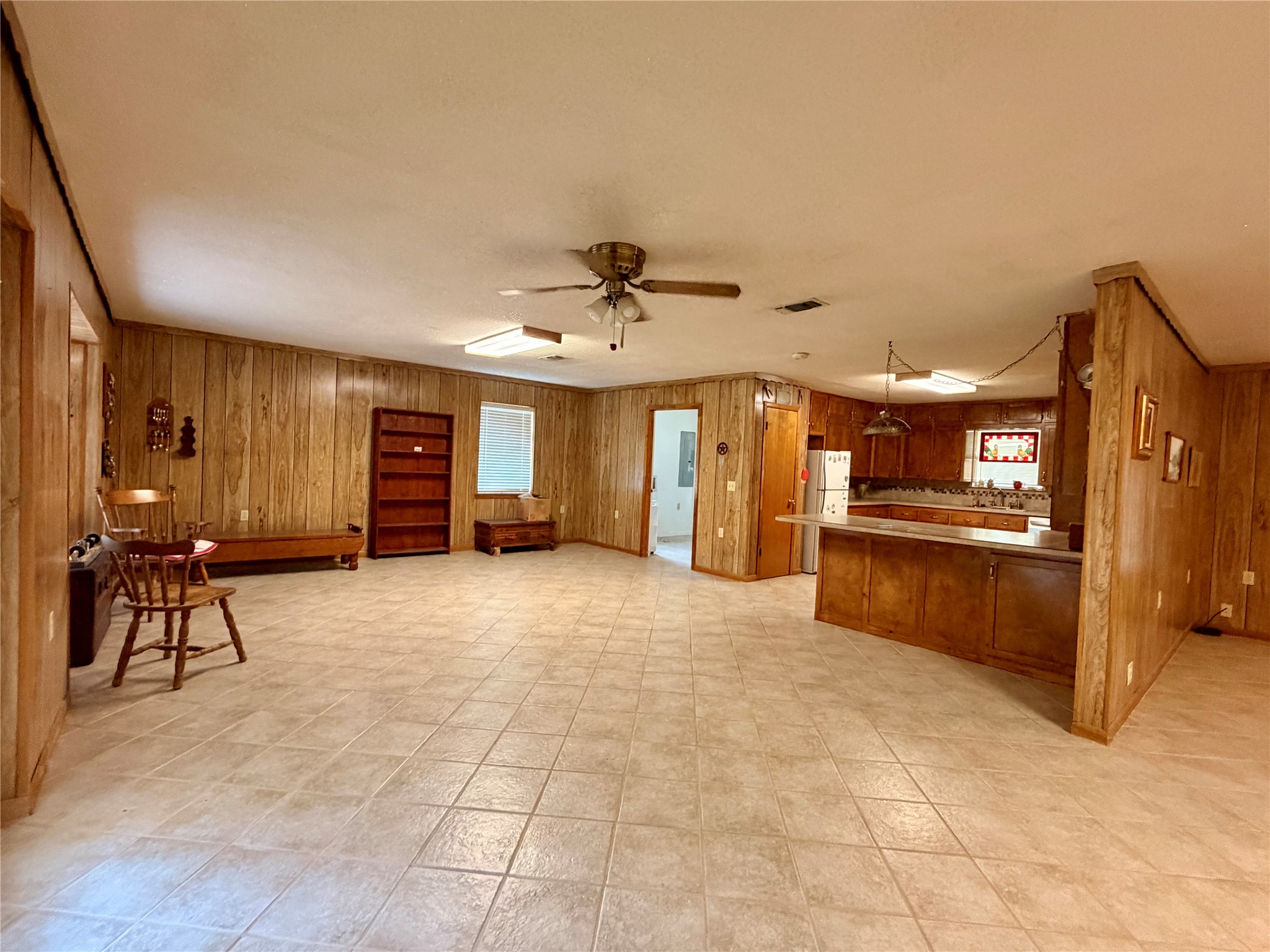 200 S Speed Street, Gustine, TX 76455 — photo 3