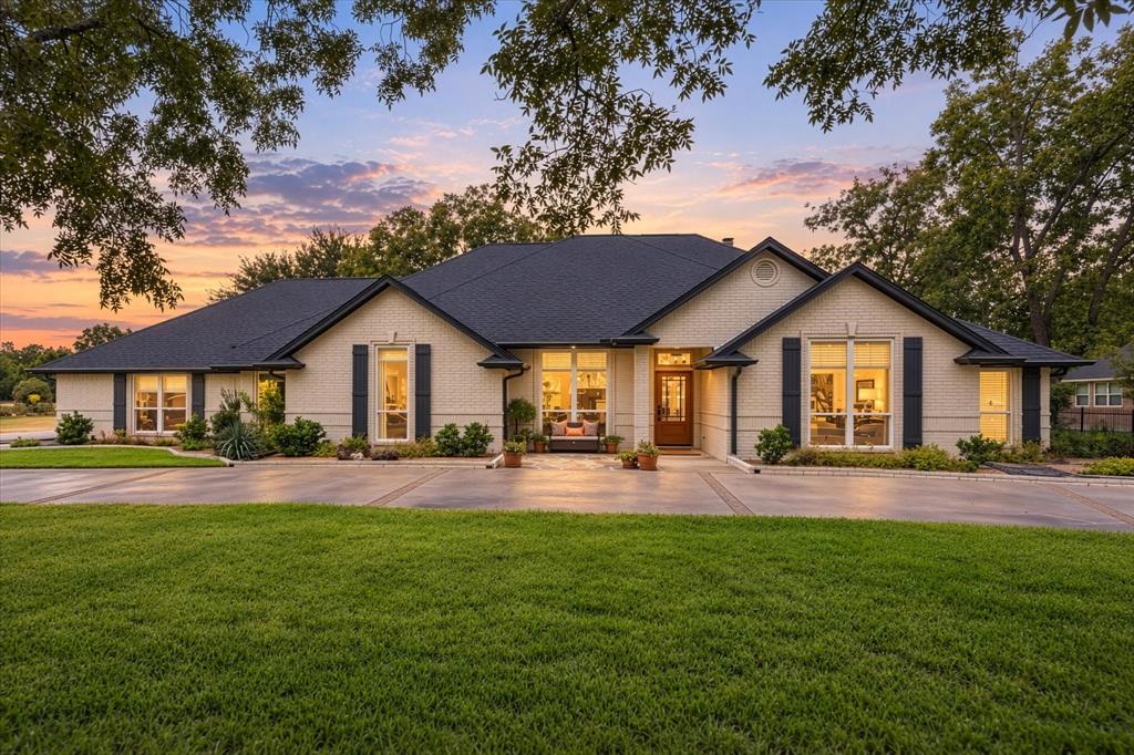 9604 Champions Drive — photo
