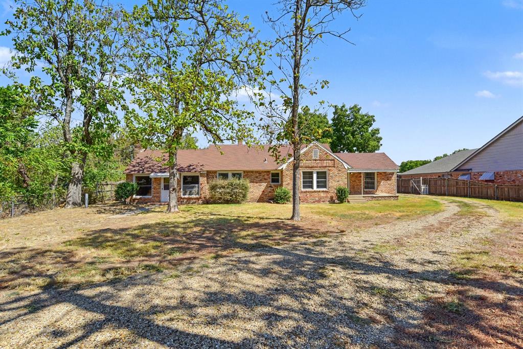 10609 Seagoville Road — photo