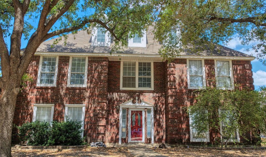 711 Amesbury Drive — photo