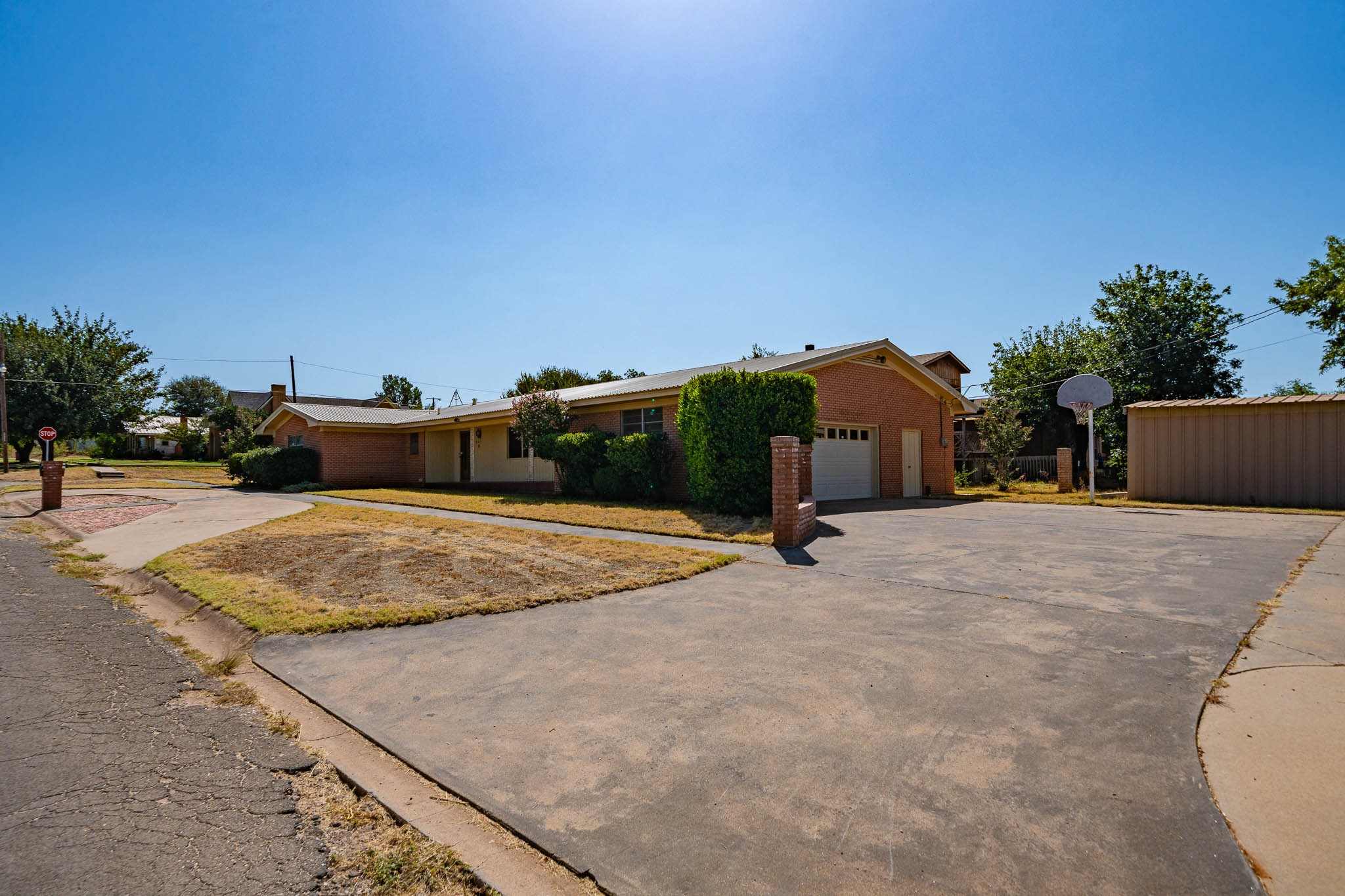 110 E McArthur, Rotan, TX 79546 — photo 2