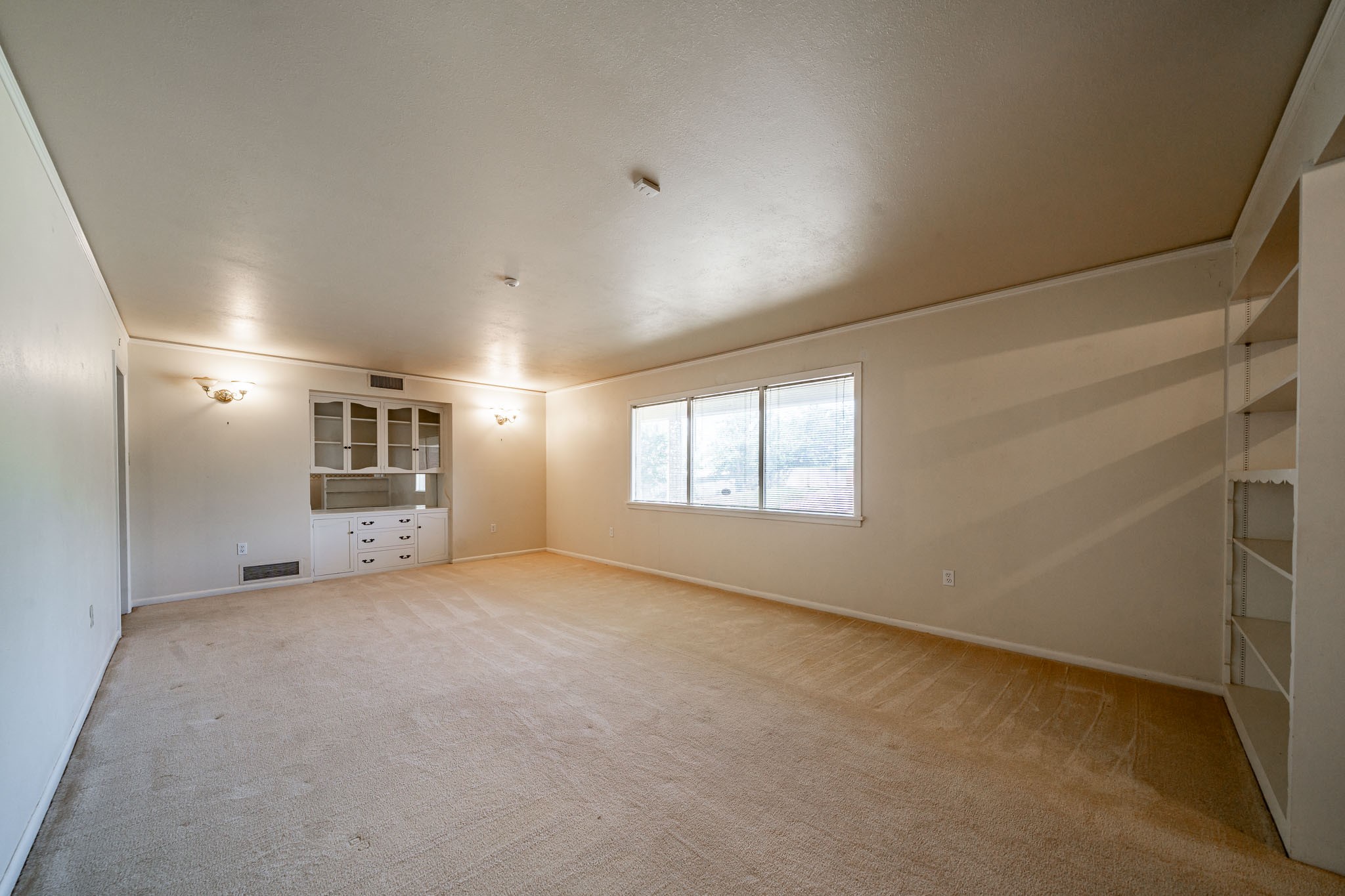 110 E McArthur, Rotan, TX 79546 — photo 3