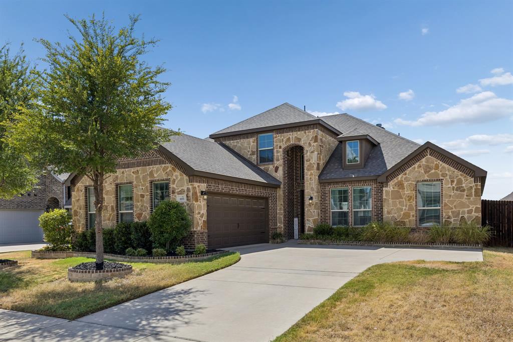 105 Bluewood Drive — photo