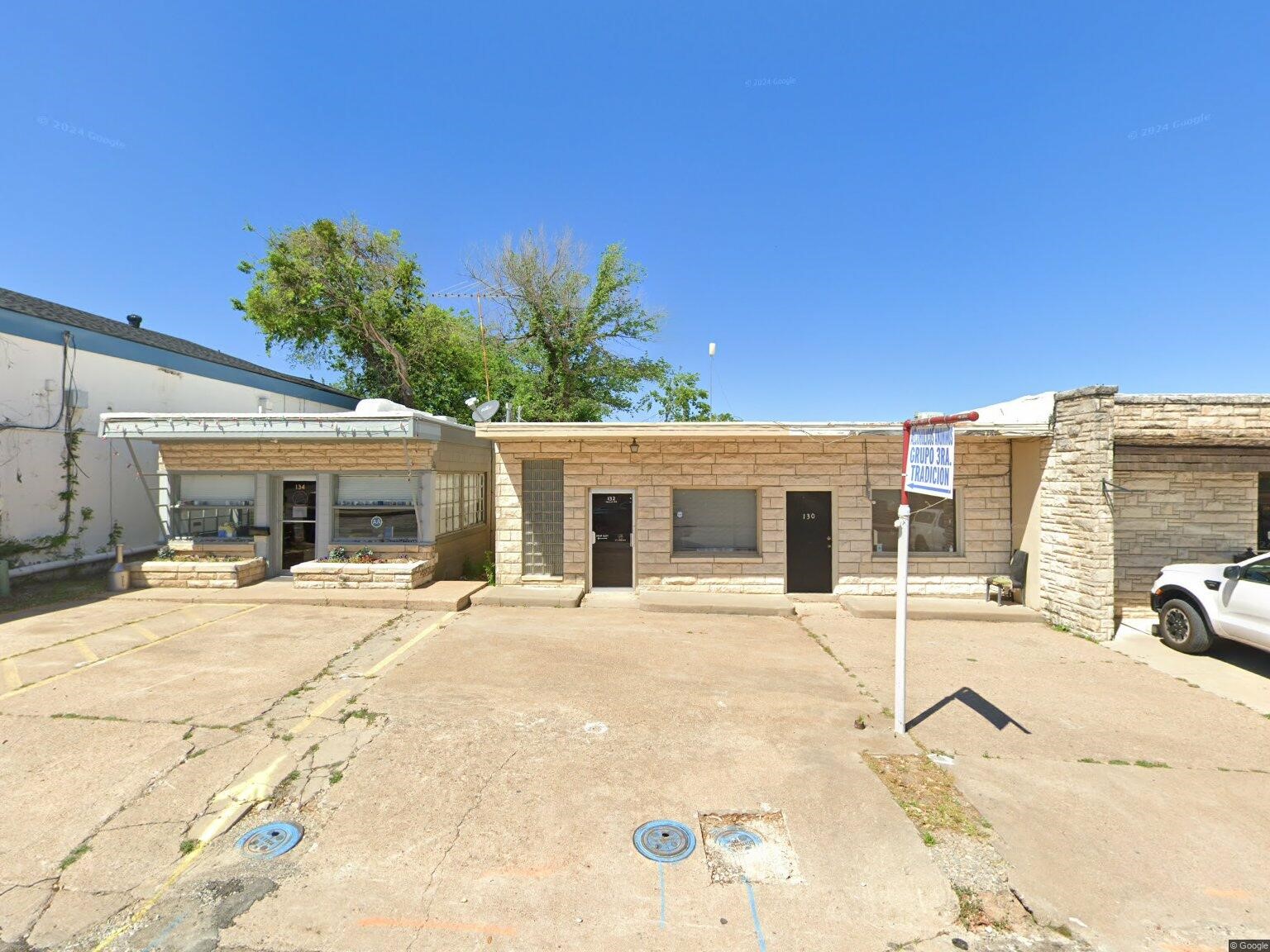 132 Dallas Avenue — photo