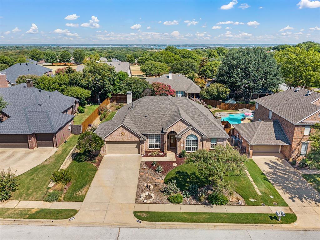 3102 Lake Park Drive — photo