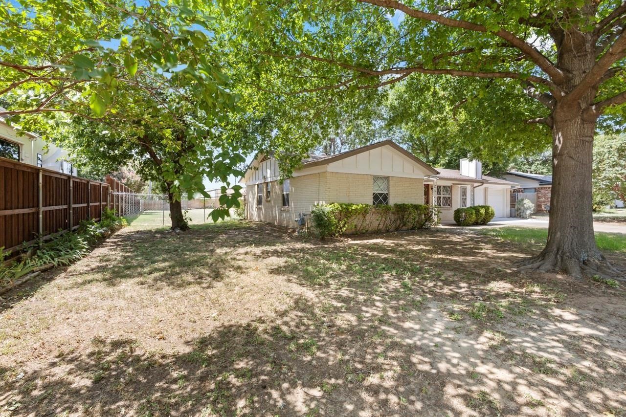 2921 Needles Street — photo
