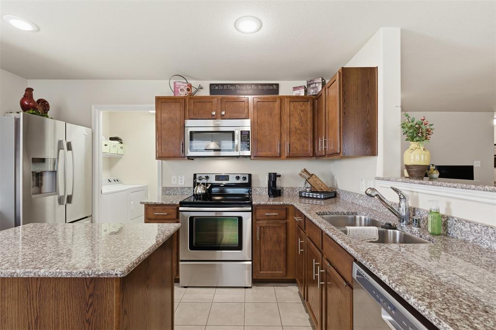 1417 Lone Pine Drive — photo