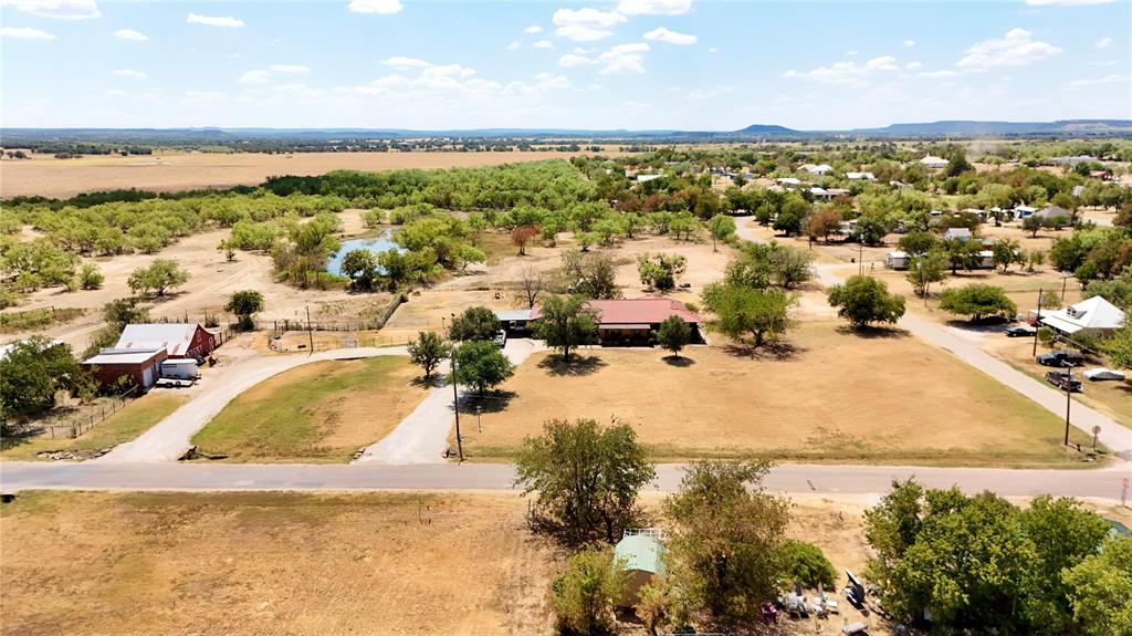 414 E Walnut Street, Strawn, TX 76475 — photo 2