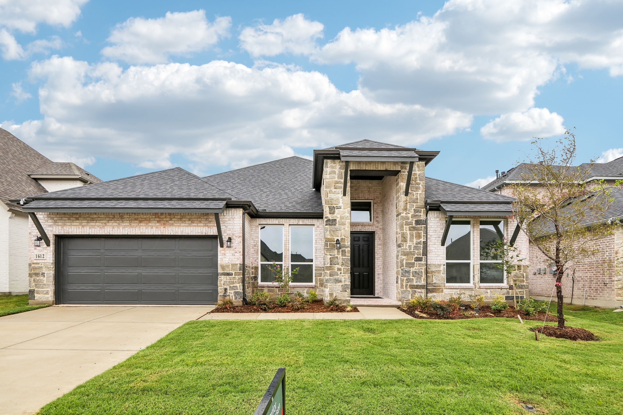 1612 Cedarberry Drive — photo