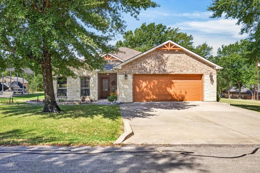 315 Canoe Court — photo