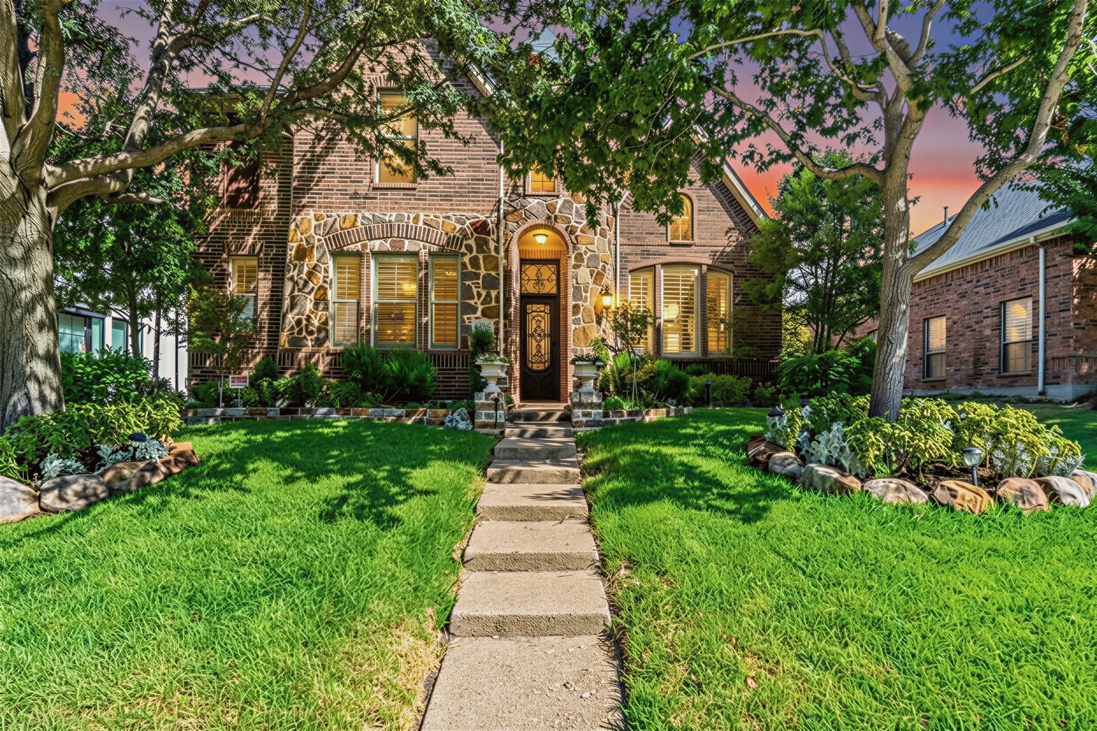 2336 Kittyhawk Drive — photo