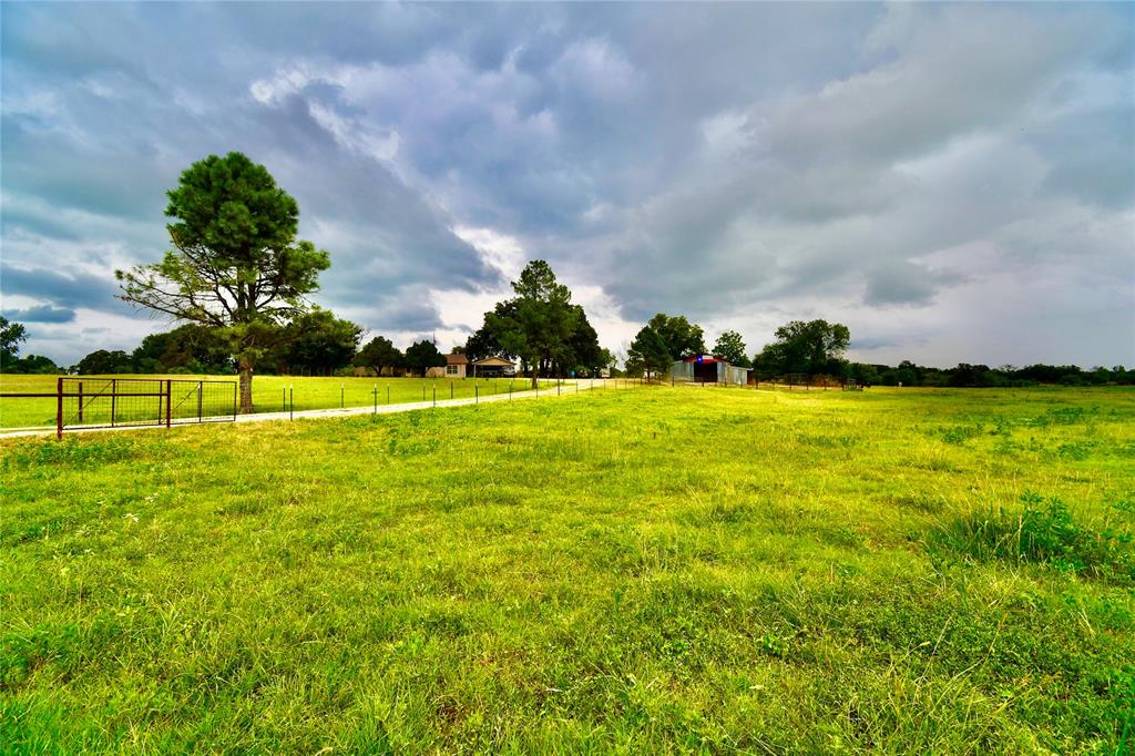 324 County Road 317 — photo
