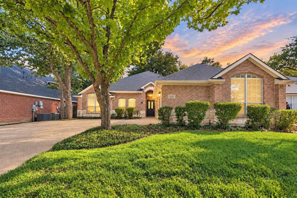 1102 Hartman Court — photo