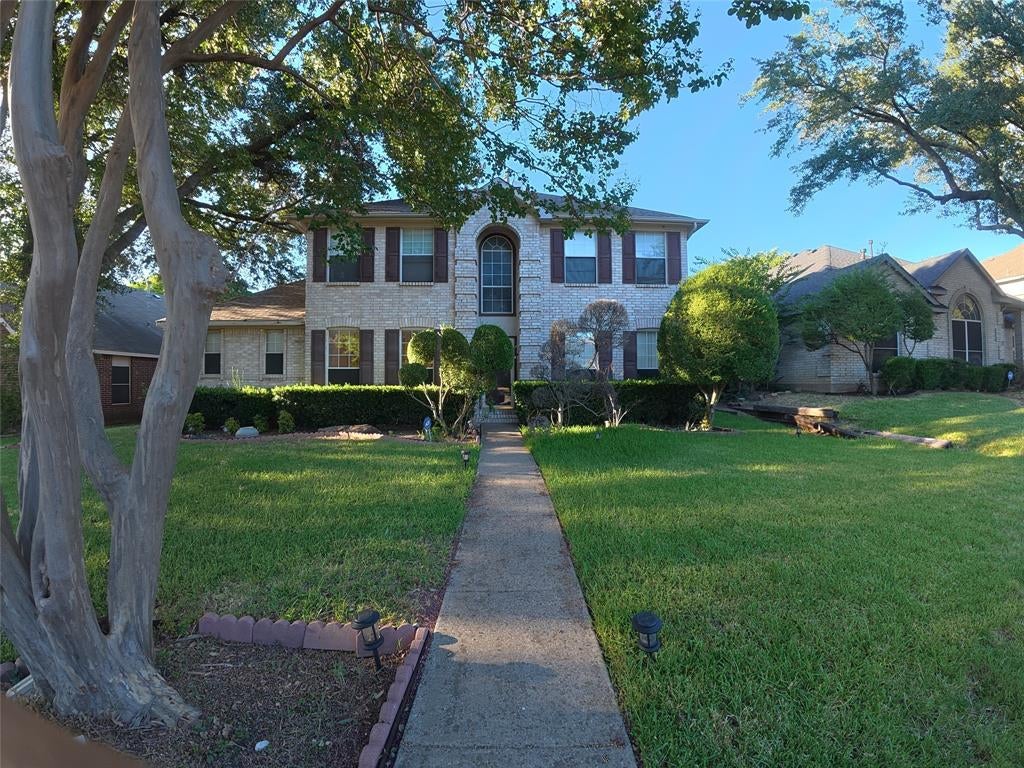 813 Courson Drive — photo