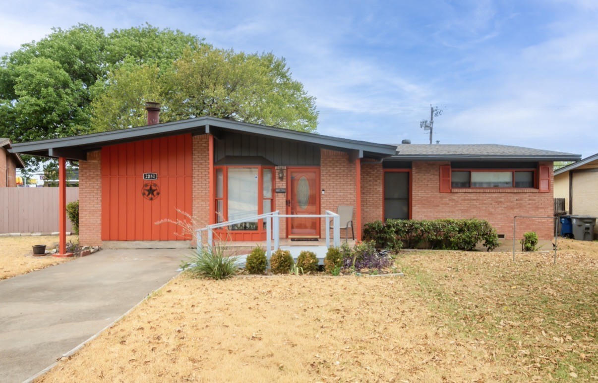 2251 Myrtlewood Drive — photo